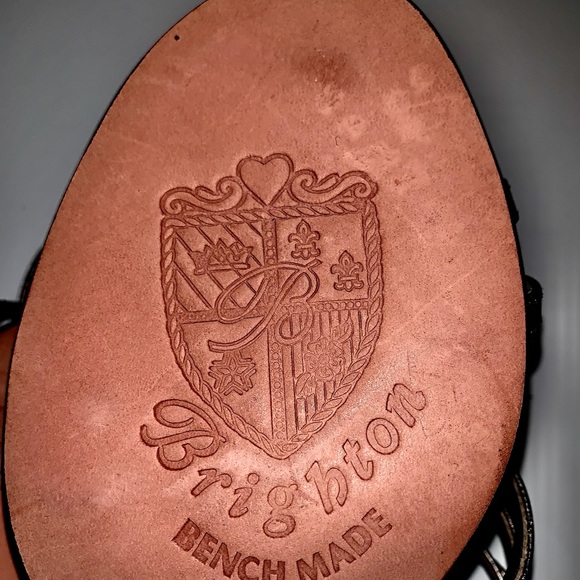 Women size 10 BRIGHTON SANDALS W/HEELS - Picture 5 of 6